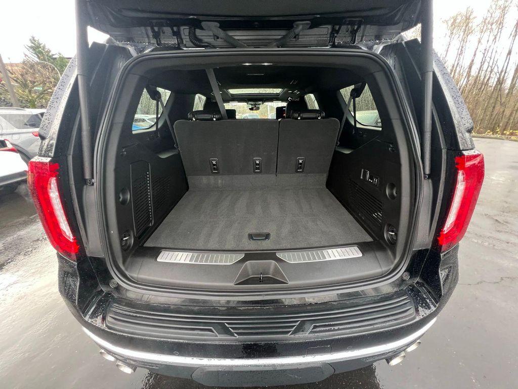 used 2023 GMC Yukon XL car, priced at $66,364