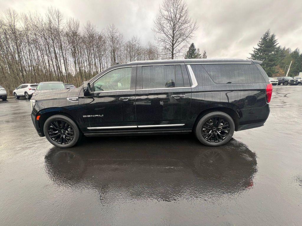 used 2023 GMC Yukon XL car, priced at $66,364