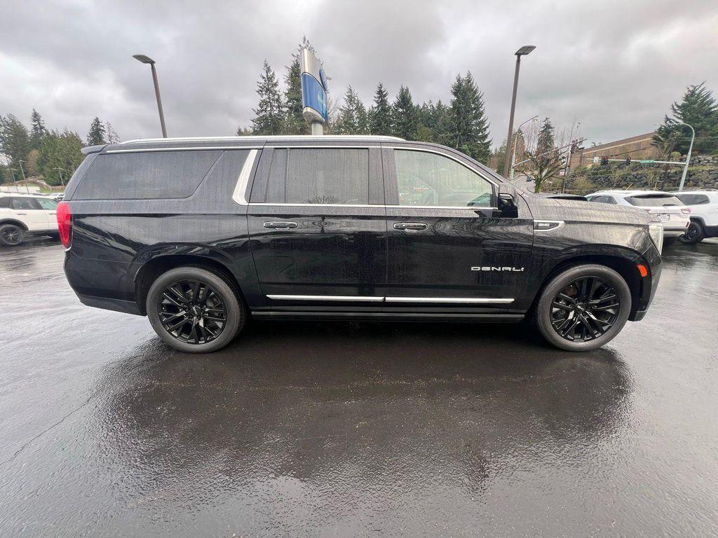 used 2023 GMC Yukon XL car, priced at $66,364
