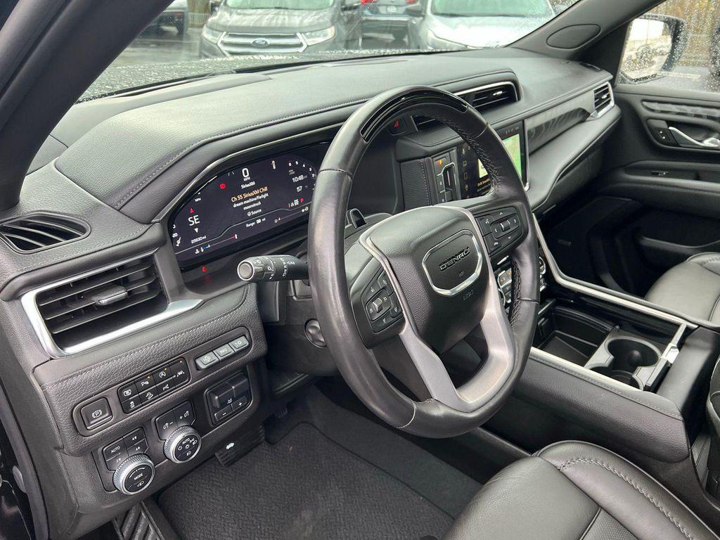 used 2023 GMC Yukon XL car, priced at $66,364