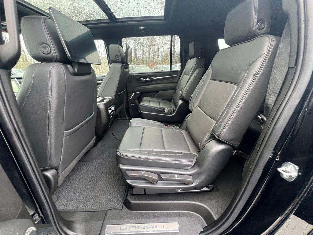 used 2023 GMC Yukon XL car, priced at $66,364