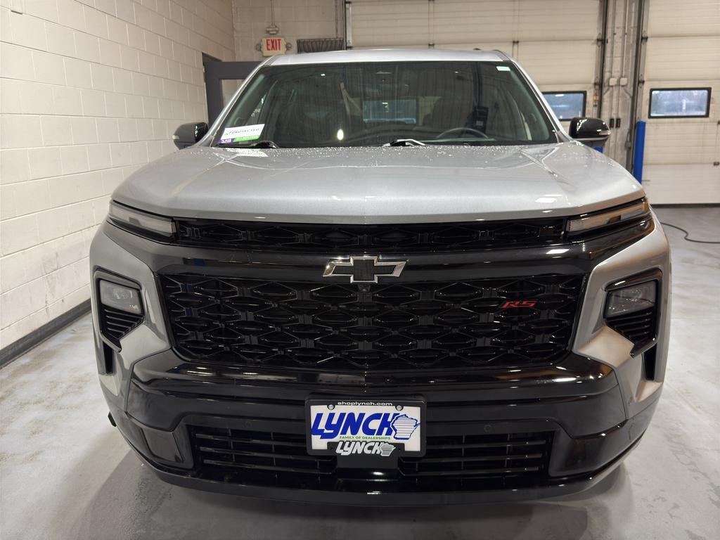 used 2025 Chevrolet Traverse car, priced at $51,990