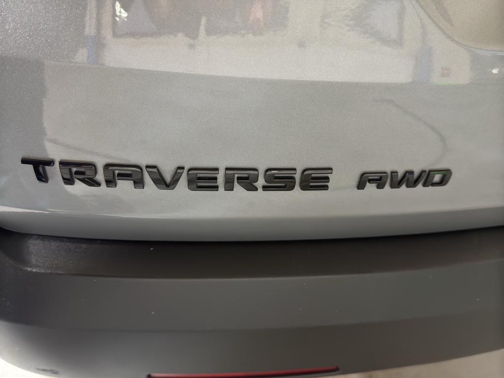 used 2023 Chevrolet Traverse car, priced at $39,790