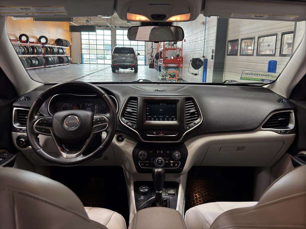 used 2020 Jeep Cherokee car, priced at $19,290