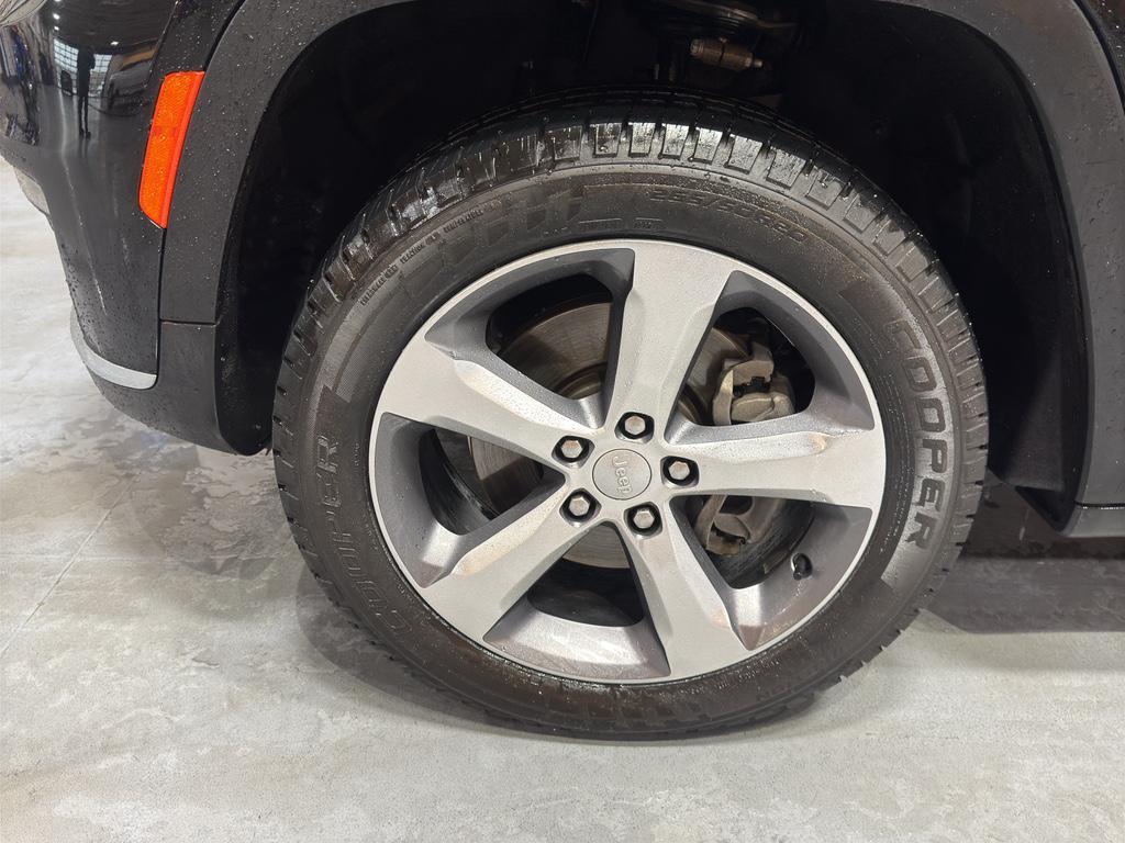 used 2021 Jeep Grand Cherokee L car, priced at $24,990