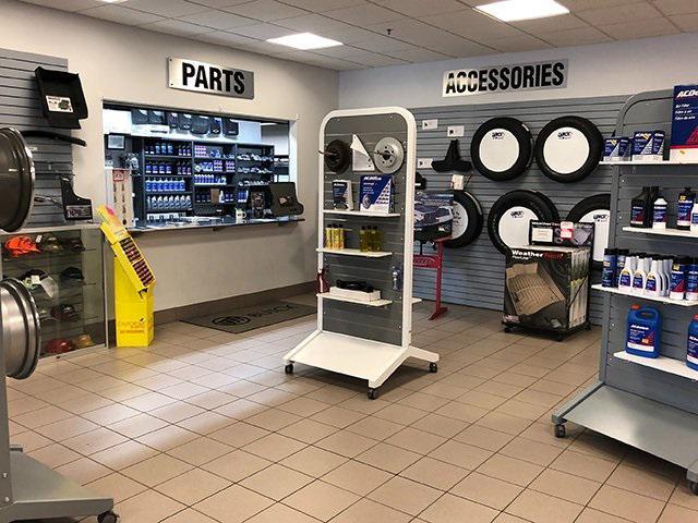 used 2025 Chevrolet Equinox car, priced at $28,290