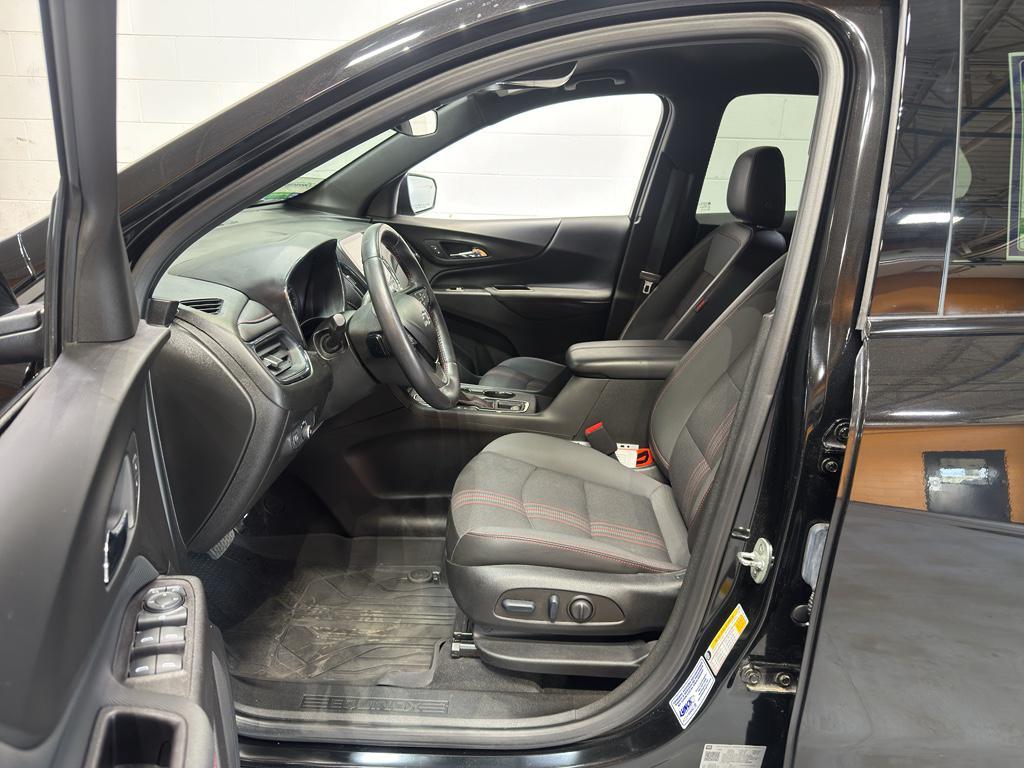 used 2022 Chevrolet Equinox car, priced at $25,490