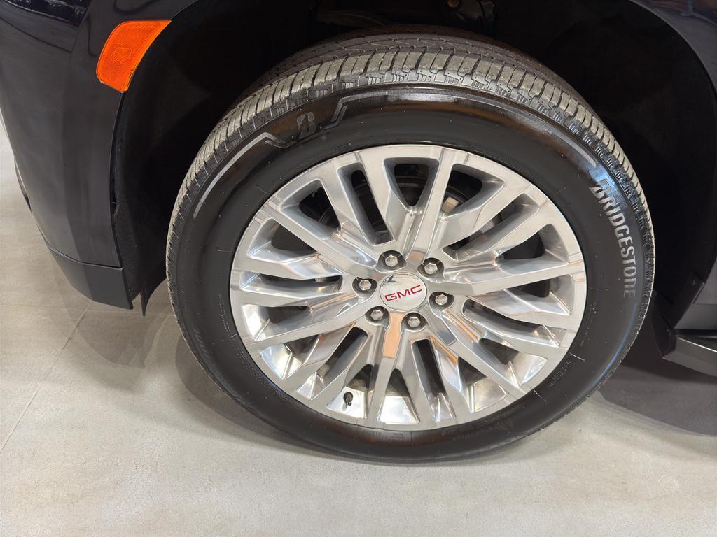 used 2024 GMC Yukon XL car, priced at $79,990