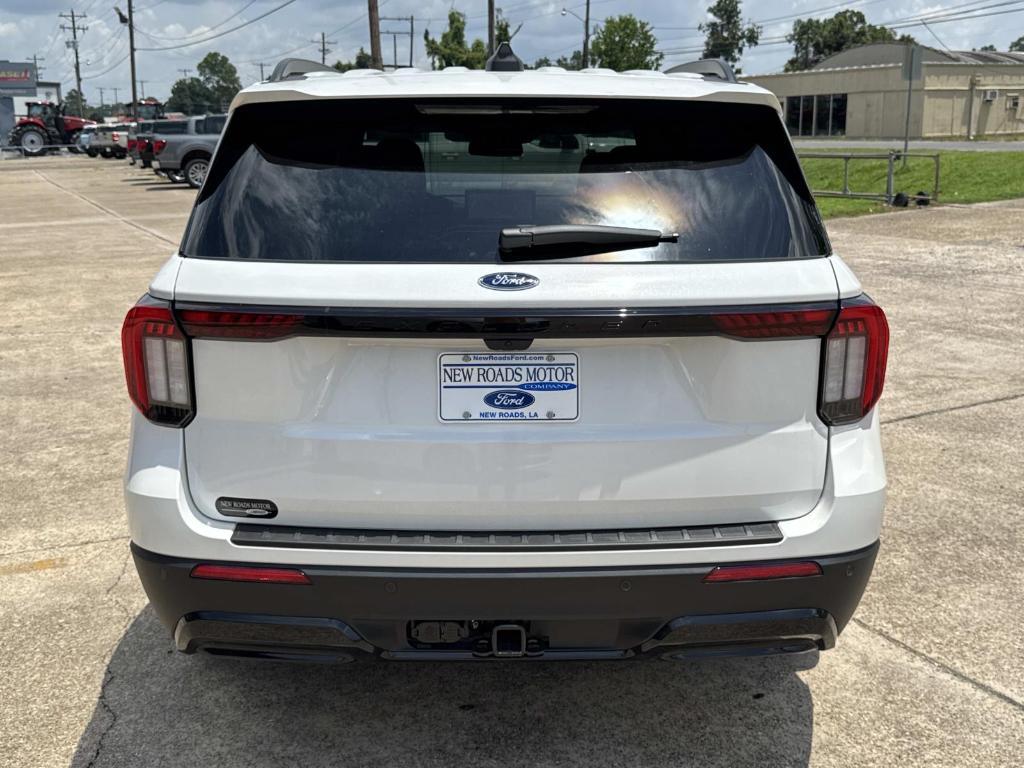 new 2025 Ford Explorer car, priced at $49,595