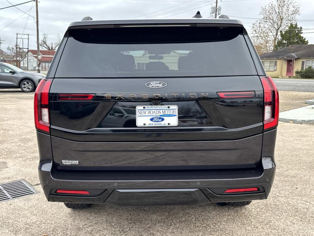 new 2025 Ford Expedition car, priced at $84,170