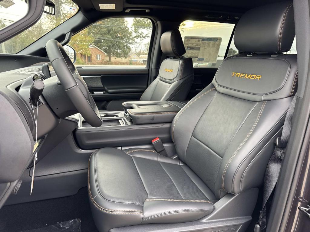 new 2025 Ford Expedition car, priced at $84,170