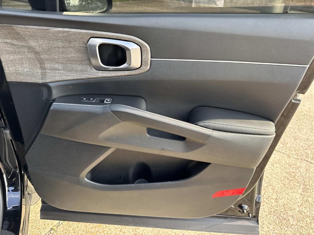 used 2023 Kia Sorento car, priced at $30,495