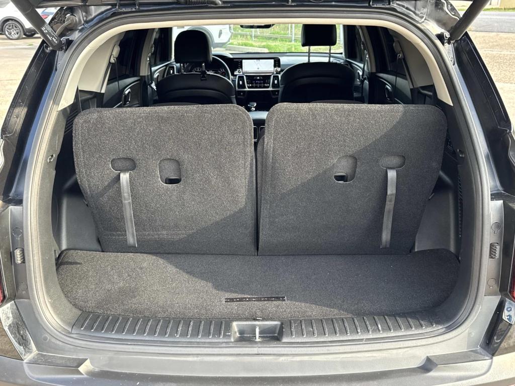 used 2023 Kia Sorento car, priced at $30,495