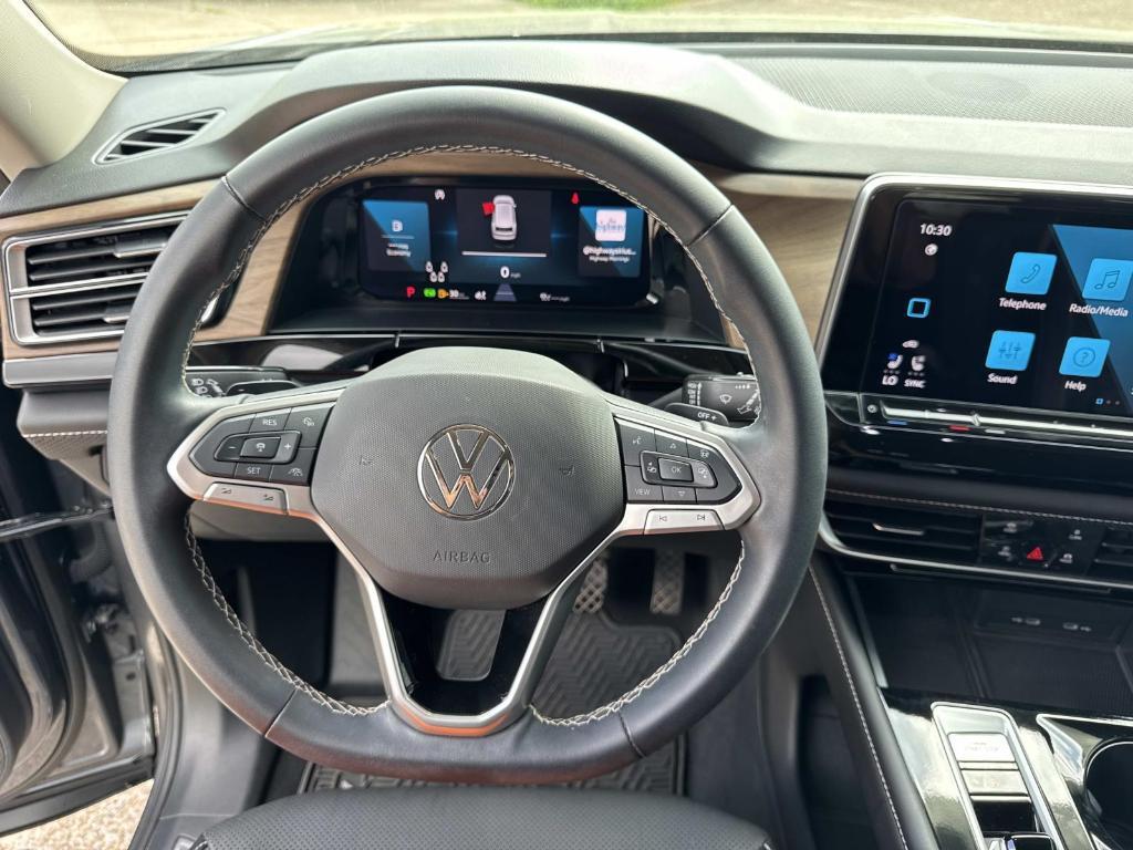 used 2024 Volkswagen Atlas car, priced at $30,995