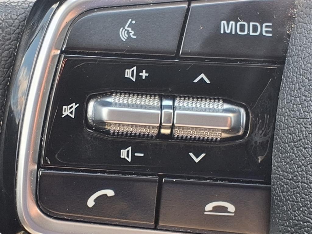 used 2022 Kia Sorento car, priced at $17,495