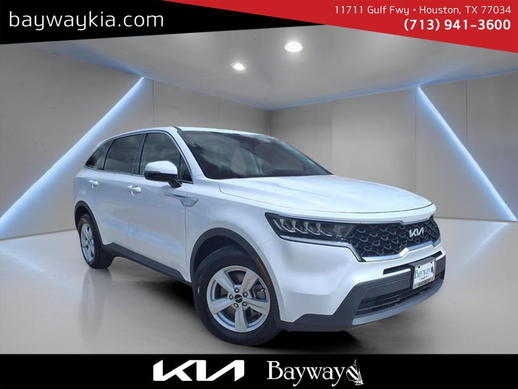 used 2022 Kia Sorento car, priced at $17,495