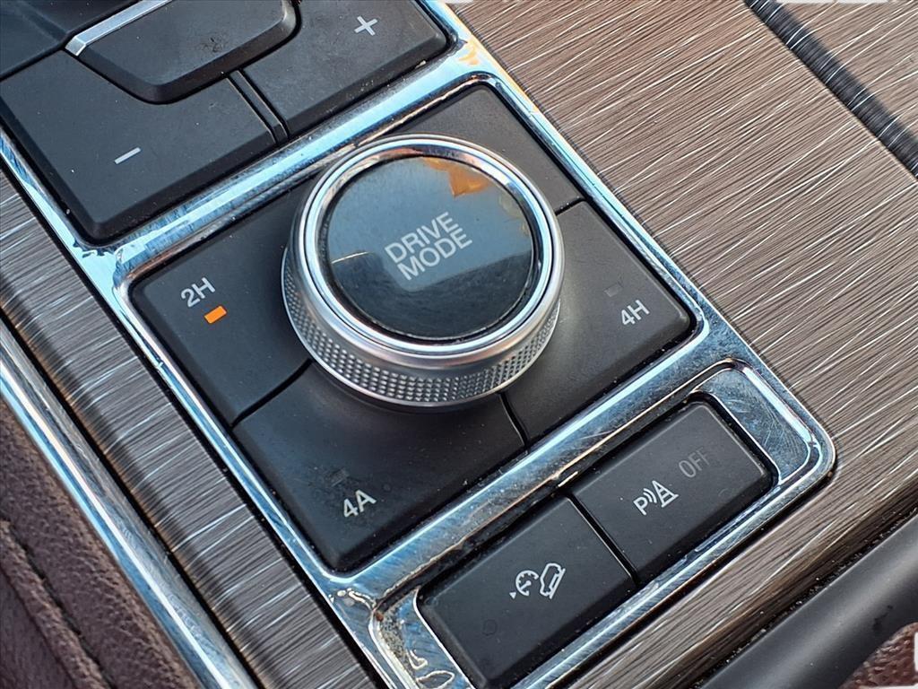 used 2023 Ford Expedition car, priced at $37,837