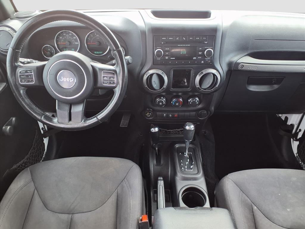 used 2015 Jeep Wrangler Unlimited car, priced at $14,995