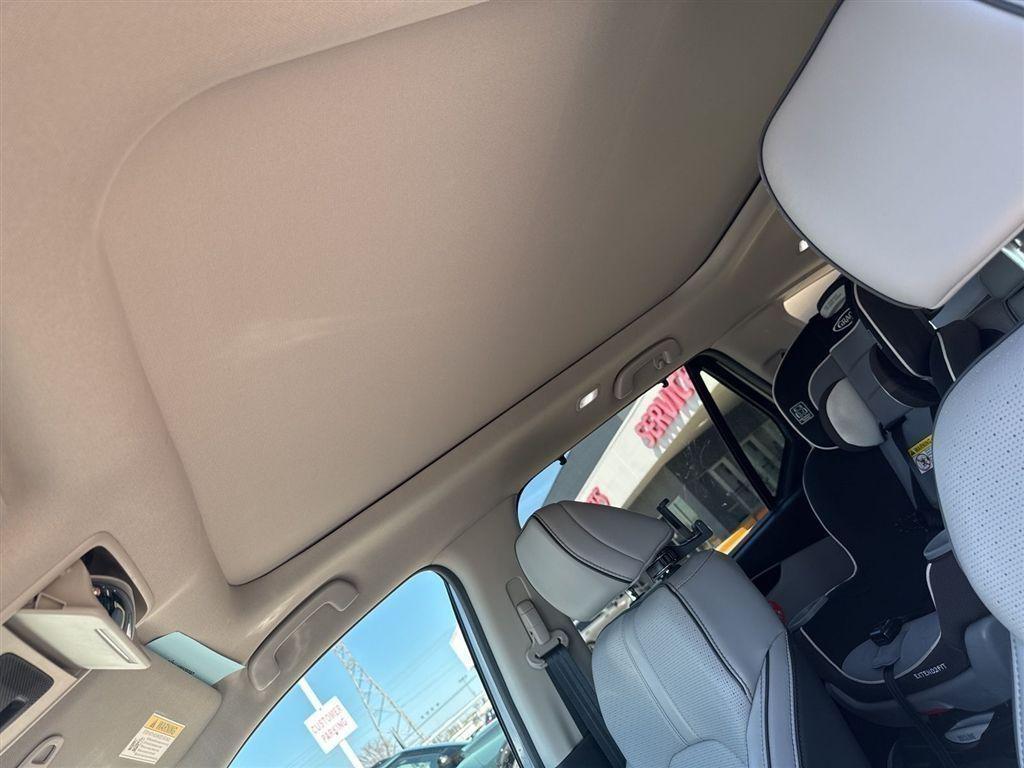 used 2025 Honda Pilot car, priced at $48,995