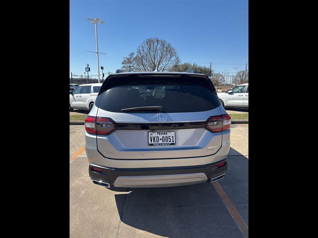 used 2025 Honda Pilot car, priced at $48,995