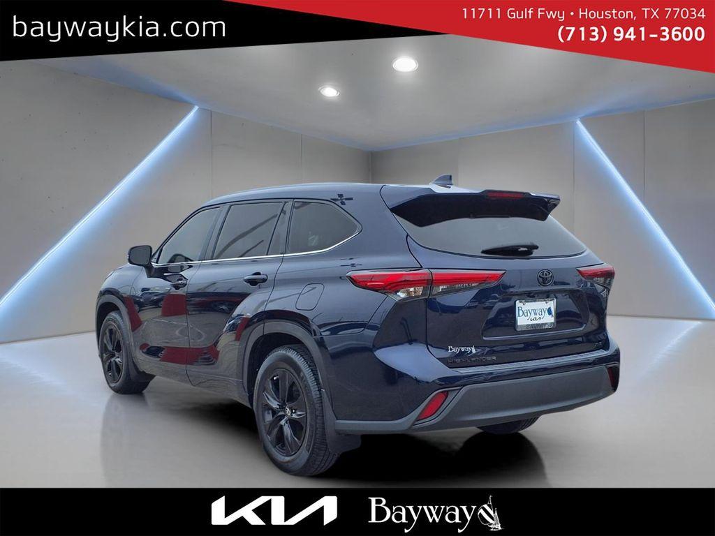 used 2023 Toyota Highlander car, priced at $37,931