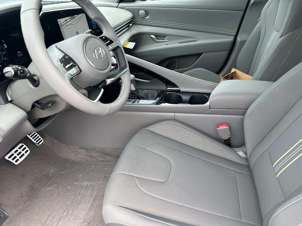 new 2025 Hyundai ELANTRA HEV car, priced at $26,305