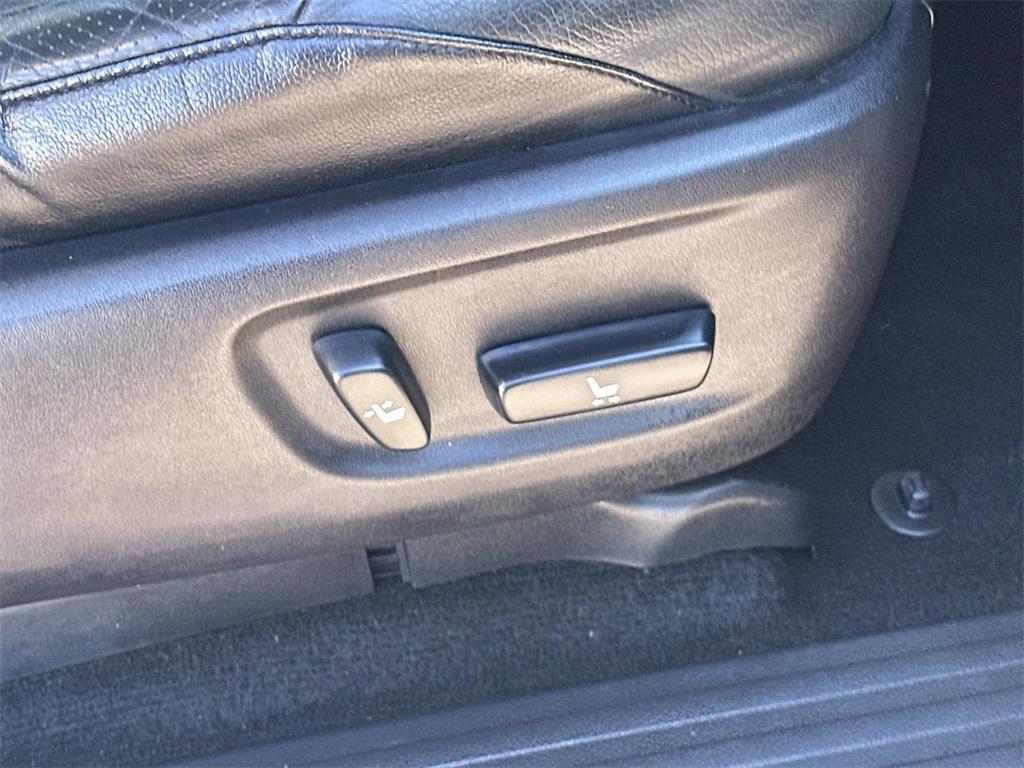 used 2013 Toyota 4Runner car, priced at $18,250