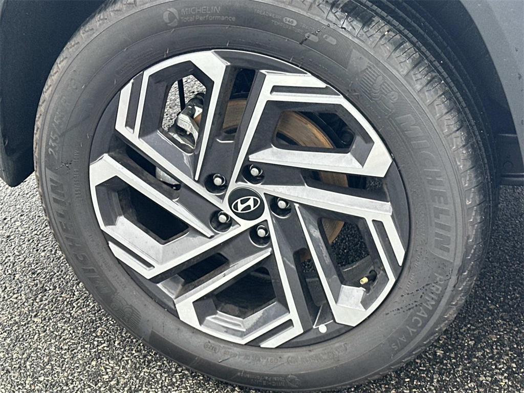 new 2026 Hyundai TUCSON Hybrid car, priced at $45,120