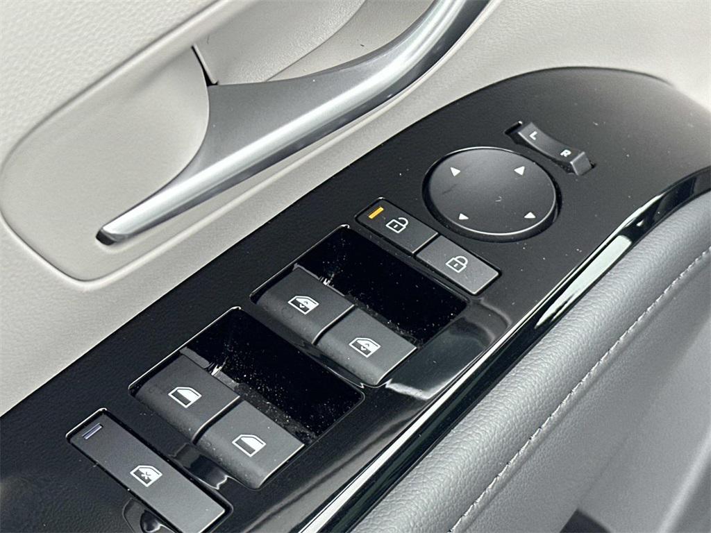 new 2026 Hyundai TUCSON Hybrid car, priced at $45,120