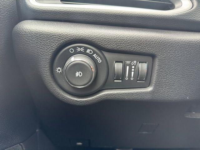 used 2020 Chrysler Pacifica car, priced at $19,874