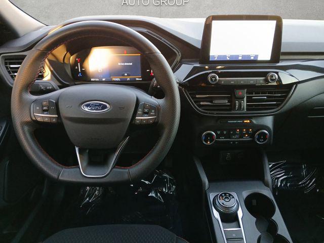 used 2025 Ford Escape car, priced at $20,833