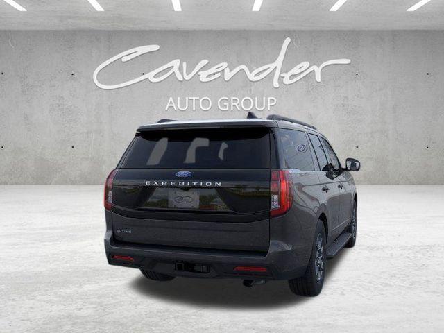 new 2025 Ford Expedition car, priced at $60,303