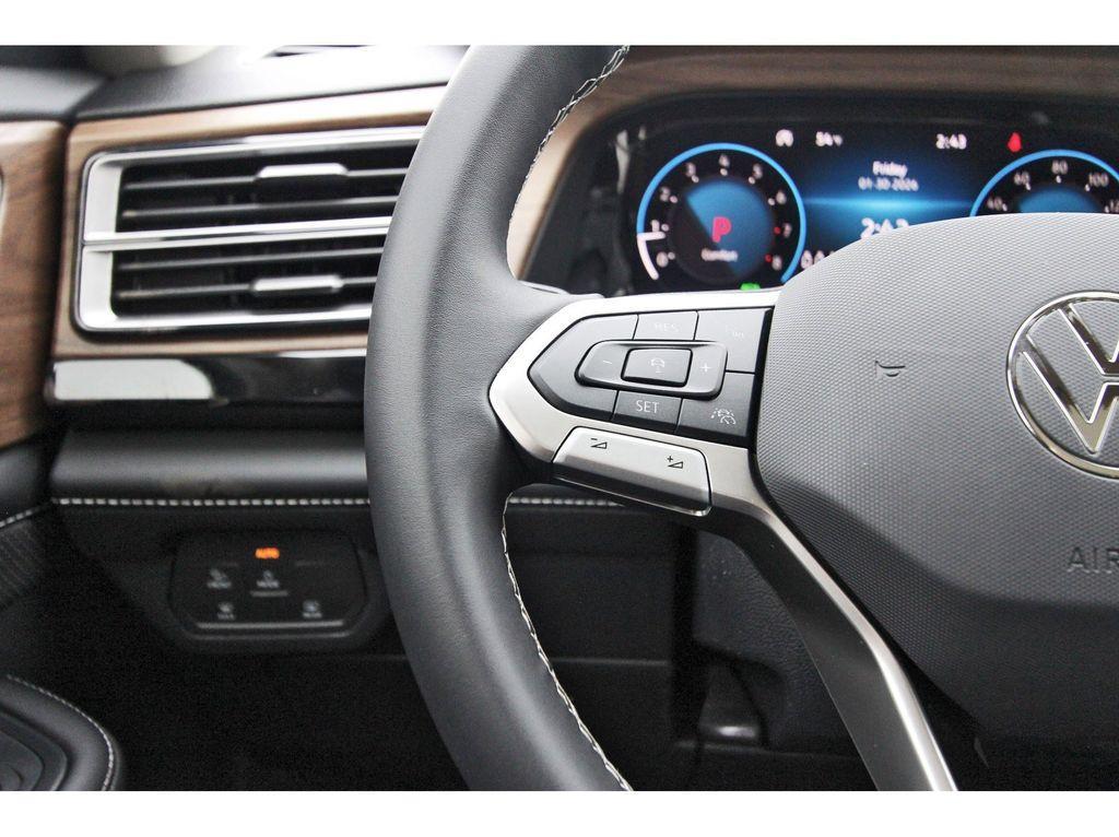 new 2026 Volkswagen Atlas car, priced at $46,410