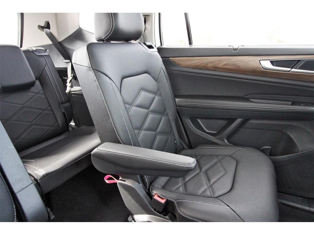 new 2026 Volkswagen Atlas car, priced at $46,890