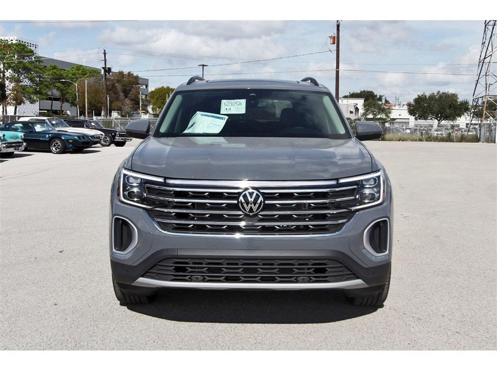 new 2026 Volkswagen Atlas car, priced at $46,708