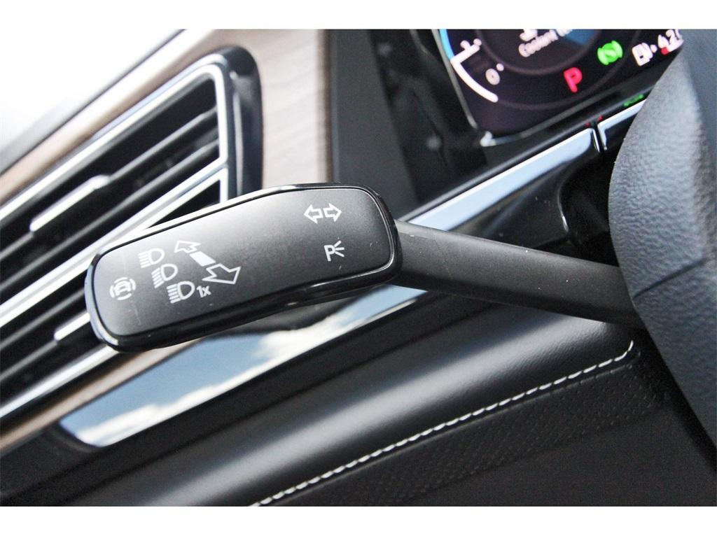 new 2026 Volkswagen Atlas car, priced at $46,708