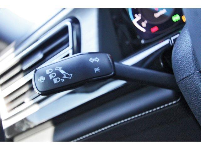 new 2026 Volkswagen Atlas Cross Sport car, priced at $45,279