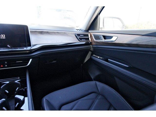 new 2026 Volkswagen Atlas car, priced at $47,947