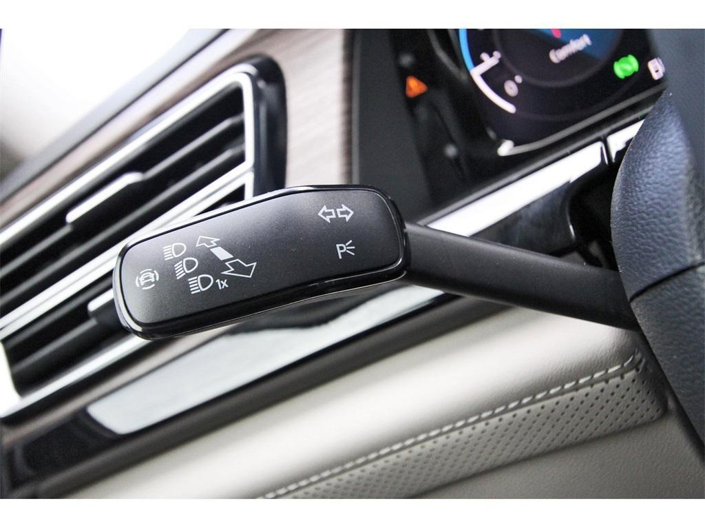 new 2026 Volkswagen Atlas car, priced at $55,618