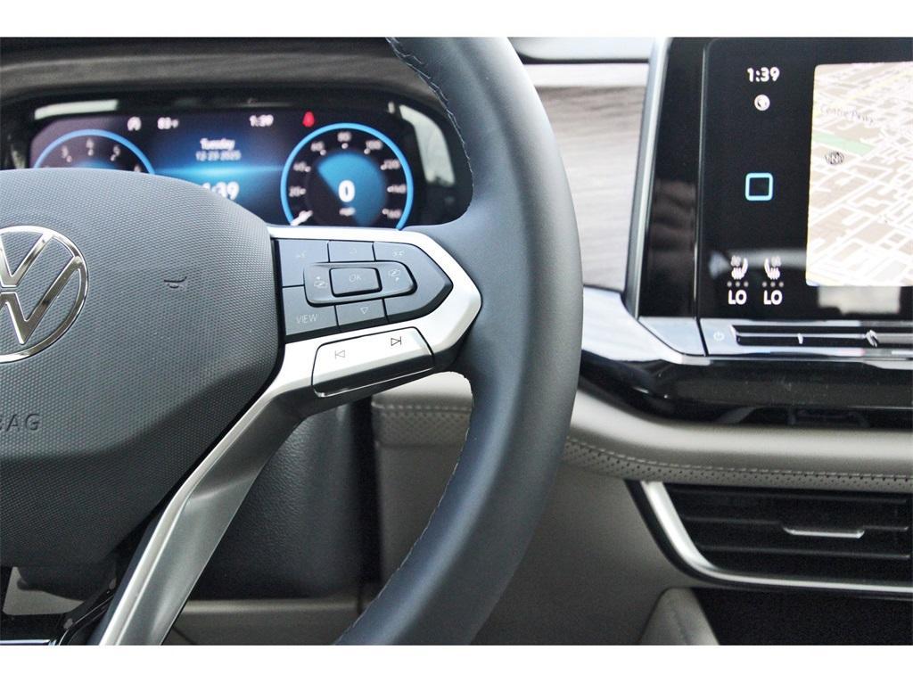 new 2026 Volkswagen Atlas car, priced at $55,618