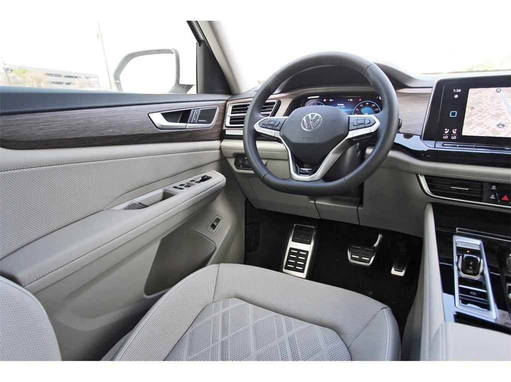 new 2026 Volkswagen Atlas car, priced at $55,618