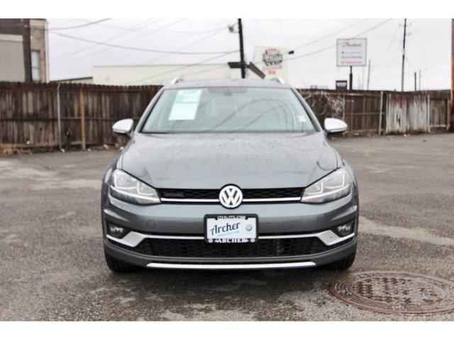 used 2019 Volkswagen Golf Alltrack car, priced at $22,125