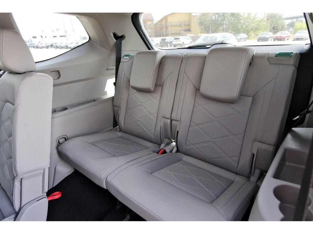 new 2026 Volkswagen Atlas car, priced at $45,153