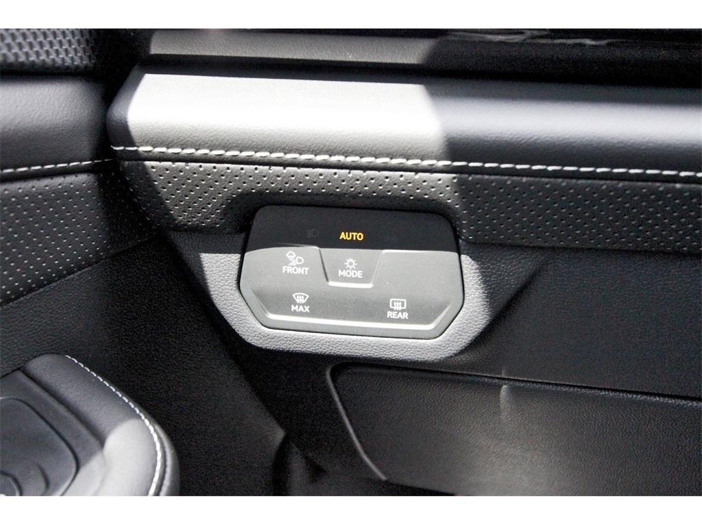 new 2026 Volkswagen Atlas Cross Sport car, priced at $54,509