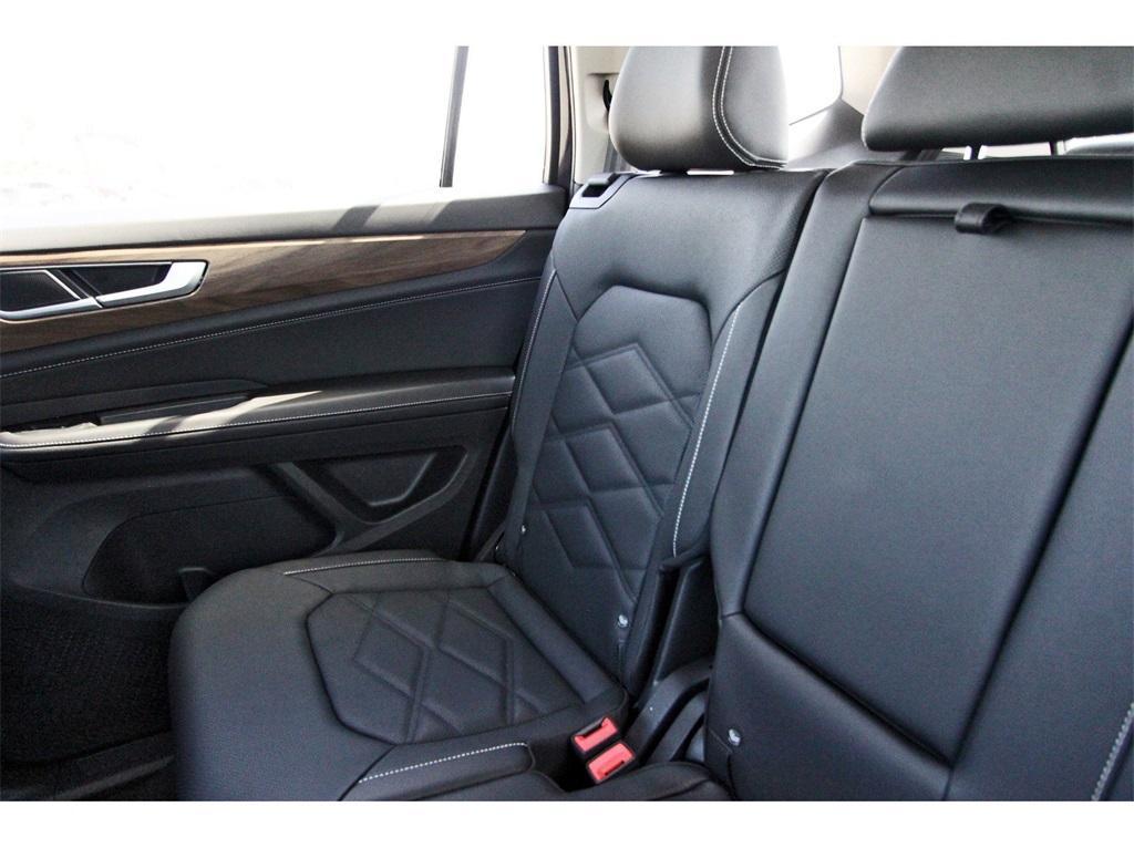 new 2026 Volkswagen Atlas car, priced at $40,406