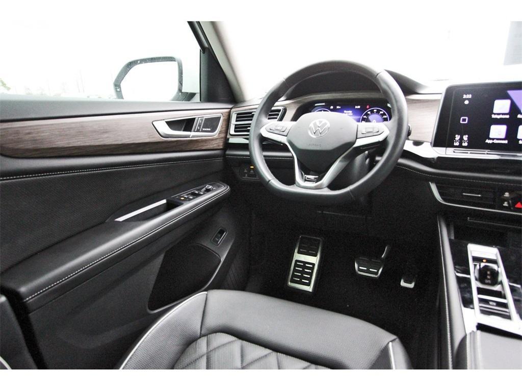 used 2024 Volkswagen Atlas car, priced at $41,081