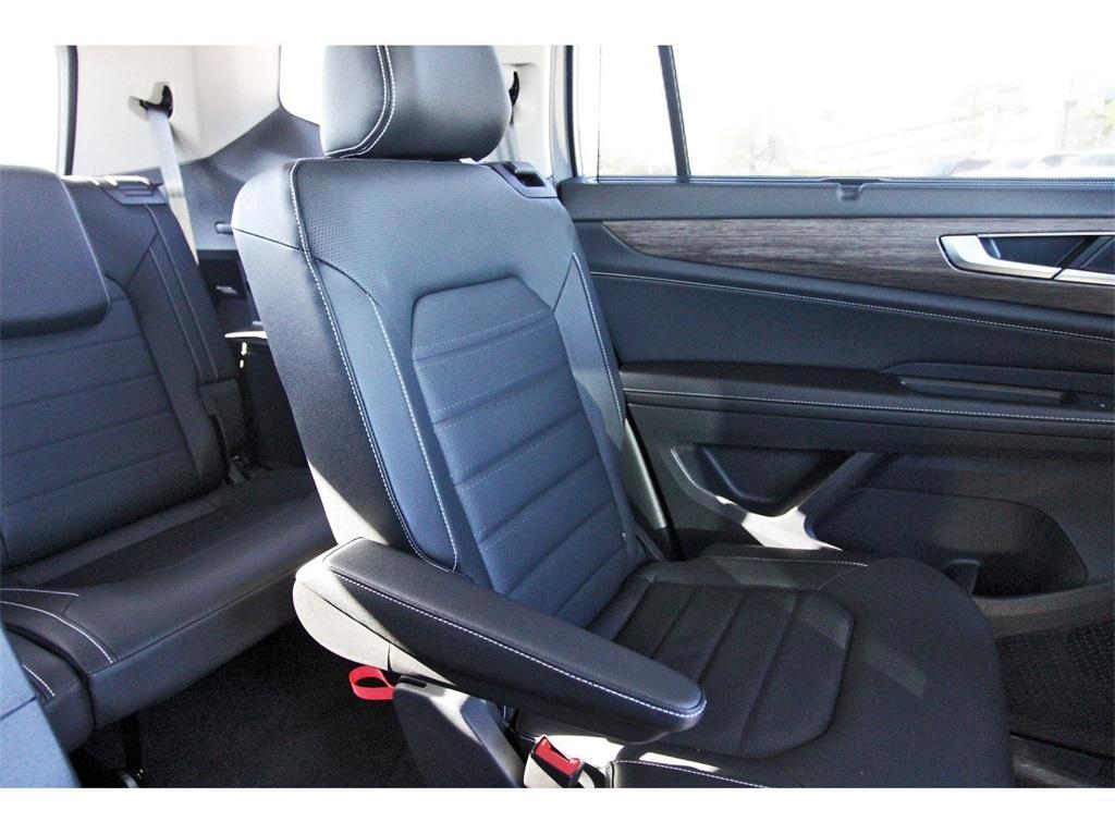 new 2026 Volkswagen Atlas car, priced at $53,276