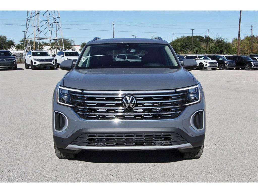 new 2026 Volkswagen Atlas car, priced at $53,276