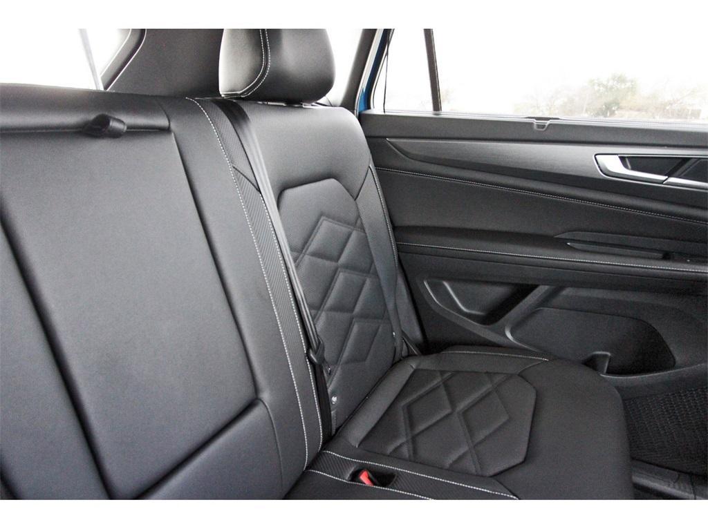 new 2026 Volkswagen Atlas Cross Sport car, priced at $46,846