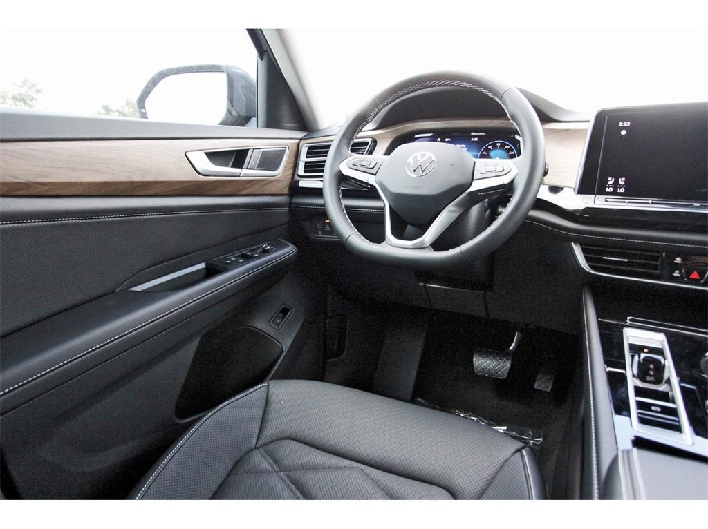 new 2026 Volkswagen Atlas car, priced at $46,622